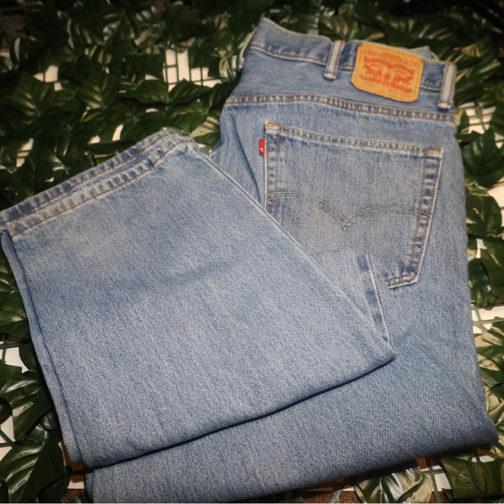 Levi’s 550